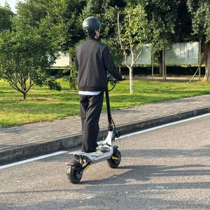 Jialing Scooter Eléctrico 60 KM/H Rango Batería Desmontable y 6 Protecciones Sistema de Seguridad - Product Image 4