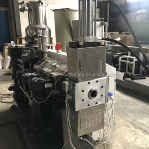 ग्रेनुलेटर के साथ प्लास्टिक पीवीसी पाउडर दानेदार बनाने की मशीन