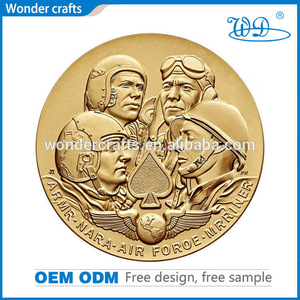 Moneda de hoja de arce con acabado granulado fundido a presión chapado en oro conmemorativo con logotipo personalizado al por mayor - Product Image 6