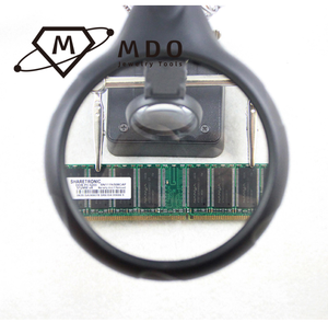 Support de <span class=keywords><strong>luminaire</strong></span> auxiliaire de loupe de bijoutier professionnel 2.5X-10X aidant à souder la loupe avec 5 lumières LED - Product Image 4