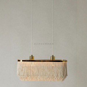 Lustre rectangulaire moderne bohème nordique avec corps doré et pompons en soie pour salon, chambre et villa - Product Image 3