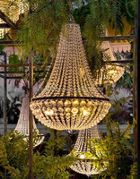 Lustres suspendus en métal doré de luxe, luminaires LED pour centres de table de mariage, décorations de fêtes et événements