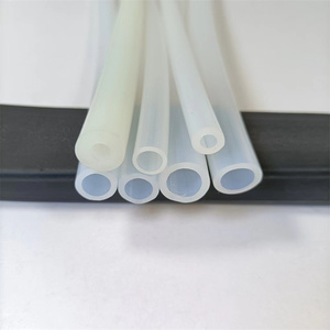 خرطوم مياه من السيليكون من الدرجة الغذائية شفاف أحمر شفاف - Product Image 3