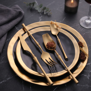 Ensemble de couverts en acier inoxydable plaqué or mat de luxe avec boîte cadeau, design moderne, argenterie haut de gamme pour les fêtes - Product Image 3