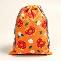 Groothandel handgeschilderde fruittaart grafische trekkoordtas herbruikbare opbergtas voor campusactiviteiten en organizer voor kleine spullen