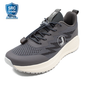 Chaussures de travail pour hommes respirantes en maille Fly Knit avec dessus en PU, semelle extérieure en caoutchouc antidérapante résistante à l'huile SRC pour chef cuisinier - Product Image 1