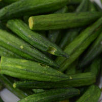 Venta al por Mayor de Chips de Okra Fritos al Vacío, Refrigerio Saludable Chino, Vegetales Secos Crujientes, Textura Salada y Firme, Empaquetado a Granel