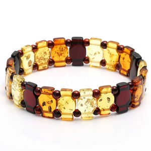 Brazalete de Piedras Preciosas Coloridas de Ámbar Natural del Mar Báltico Sin Optimizar, Tamaño del Mango Aproximadamente 14 mm, Regalo de Moda - Product Image 1