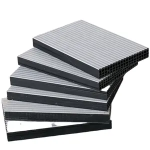 コンクリート構造用合板型枠に代わる防水プラスチック型枠