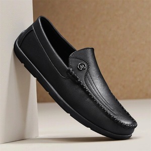 รองเท้าโลฟเฟอร์หัวมนทำจาก PU ของผู้ชายรองเท้าแบบสวมพร้อมยางมิดซอลและพื้นรองเท้าด้านในบุผ้ากำมะหยี่ลายพื้นแข็ง-เทรนด์แฟชั่นสำหรับทุกฤดูกาล - Product Image 2