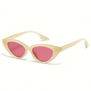 Gafas de Sol Personalizadas con Logotipo, para Hombre y Mujer, con Remaches Decorativos, Protección UV400, Color Jelly, Estilo Ojo de Gato - Product Image 5
