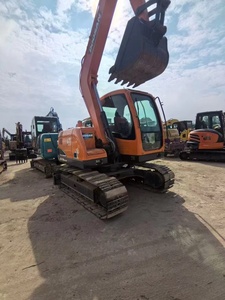 Excavadora Mini de Orugas Usada Doosan DX75 de 7.5 Toneladas, Origen Corea, Bajas Horas de Trabajo, Ideal para Pequeños Proyectos de Construcción - Product Image 6
