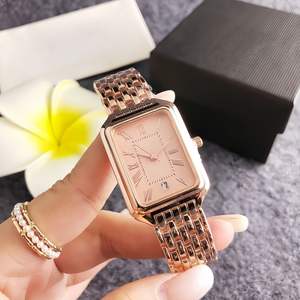 TikTok Live Broadcast Nouveau Classique All-<span class=keywords><strong>match</strong></span> Carré Style Coré<span class=keywords><strong>en</strong></span> Simple Élégant Alliage Femmes Montre À Quartz Verre Pointeur 10mm - Product Image 1