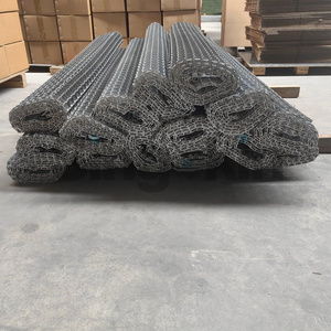 Malla de Alambre Galvanizado Económica Marca SGK de 6 pies x 1.5 pies con Orificios Cuadrados <span class=keywords><strong>para</strong></span> Cuidado del Césped, Nivelación de Arena y Grava, Alambre de 3 mm - Product Image 6