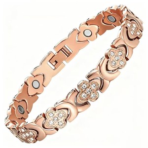 Bracelet magnétique en or rose pour femmes avec accents de diamants, design floral, bijoux à porter au quotidien - Product Image 4