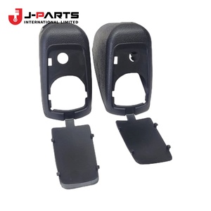 ฝาครอบตัวดึงเข็มขัดนิรภัยด้านหน้า, เครื่องยนต์ RH สำหรับ Toyota HIACE LH103 ปี 1993-1998 รุ่น 73223-95J01 - Product Image 5