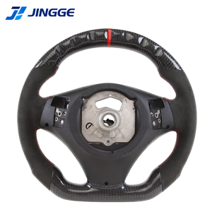 Volante <span class=keywords><strong>M</strong></span> Performance LED per <span class=keywords><strong>BMW</strong></span> E60 E72 E63 E90 E91 E92 E93 M3 con Fori per Paddle 2005-2011 in Fibra di Carbonio - Product Image 6