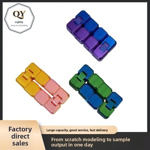 Paquete de Juguetes Antiestrés para Adultos, Cubo Mágico de Formas Extrañas, Diseñado para Reducir la Ansiedad y Mejorar la Concentración, Compañero de Escritorio Portátil y Silencioso - Product Image 3