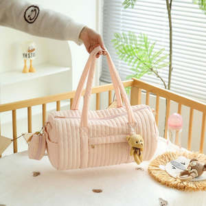 Bolsa de Viaje de Gamuza Acolchada Personalizada con Logotipo para Mujer, Bolsa de Gimnasio, Bolsa de Fin de Semana, Bolsa de Hombro con Correa Cruzada - Product Image 4