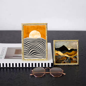 Sáng Tạo Mới Khung Ảnh Kim Loại Kết Hợp Hiện Đại Trang Trí Máy Tính Để Bàn Trang Trí Khung Ảnh Vàng Hiển Thị Lưu Trữ Ảnh - Product Image 3