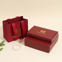 Boîte à bijoux à rabat A1 Signature Bourgogne 9,5x9,5x3,7cm, sac en papier avec logo doré 20x15cm, ensemble cadeau bracelet perle, Premium
