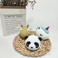 Botella de Agua Infantil de Acero Inoxidable con Funda de Peluche de Animales Adorables, Taza para Niños con Tapas y Tapones de Peluche Personalizados