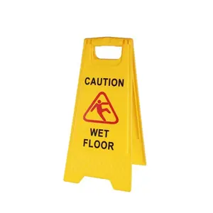 学校塑料警告交通标志板中的湿地板标志