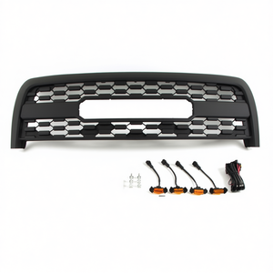 Griglia Paraurti Anteriore Toyota Tundra in Plastica Nera Compatibile 2003-2006 con Kit di Montaggio - Product Image 1