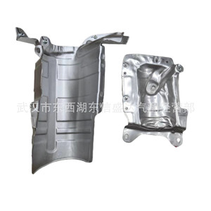 แผ่นกันความร้อนตัวเร่งปฏิกิริยาของ Peugeot Citron 1.6T รุ่น 1723JH 1723HX ทำจากอลูมิเนียมอัลลอยด์ สำหรับเปลี่ยนซ่อม - Product Image 1
