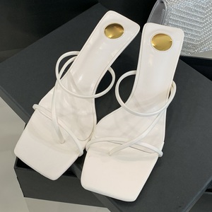 2025 Summer Collection New Korean Style Mid-Heel Lace-up <b>Flip</b>-<b>Flops</b> Non-Slip Sandals for Women High Heel <b>Slippers</b> - Product Image 2