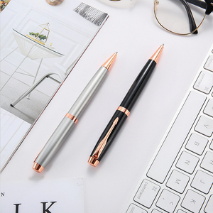 Bolígrafo de Metal de <span class=keywords><strong>Alta</strong></span> <span class=keywords><strong>Gama</strong></span> Color Oro Rosa 2026 con Color y Logotipo Personalizados para Uso en Oficina y Escuela, Punta de 0.5/0.7mm, Promocional - Product Image 2