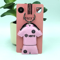 Porte-clés de football de simulation pour fans, pendentif de sac, maillot de football, porte-clés en cuir, mini porte-clés en forme de t-shirt