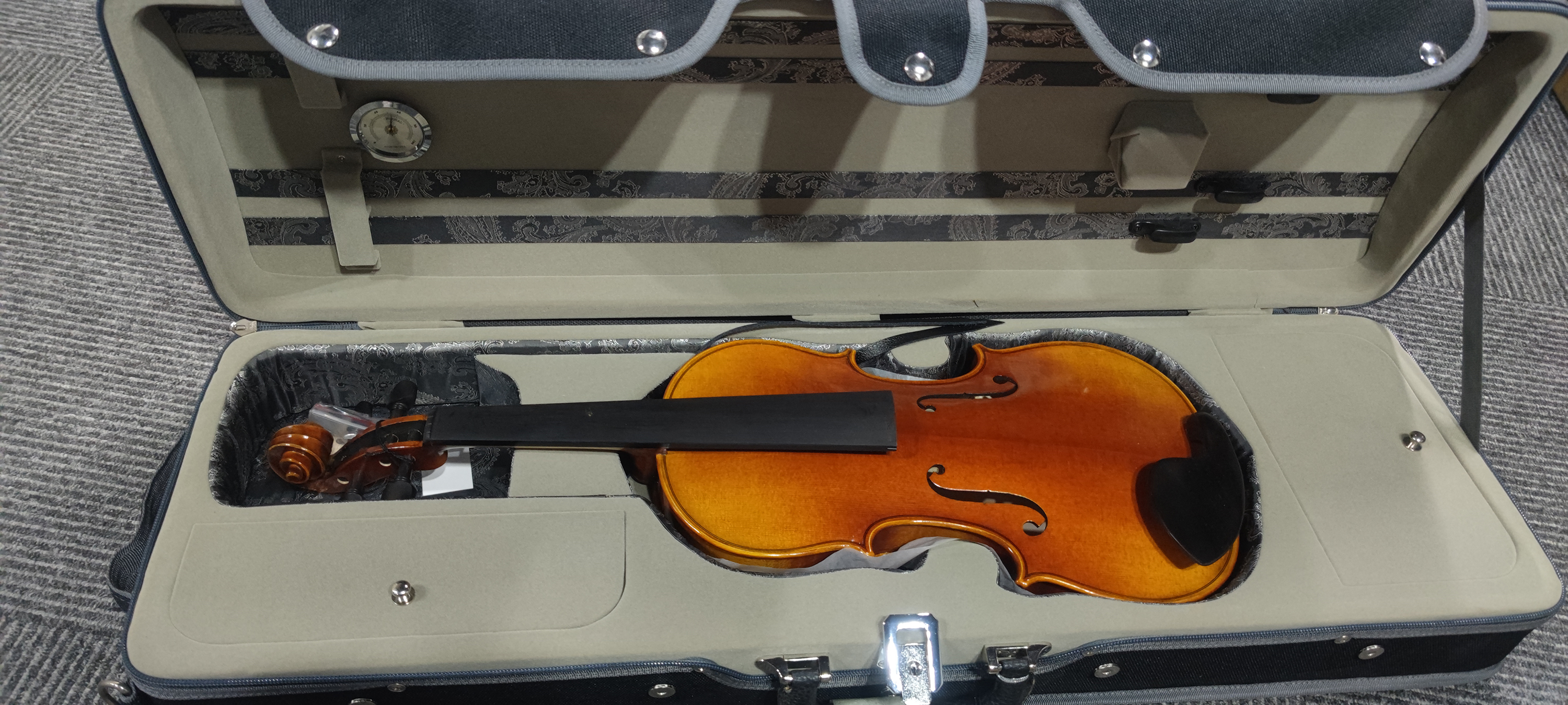 European 4/4-1/4 Christina Violin With Imported Bridge - Quality