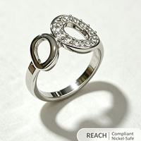 Bagues en laiton plaqué platine, pierres étincelantes élégantes pour les fêtes d'anniversaire, les mariages, les anniversaires de mariage, bijoux de mode, cadeaux