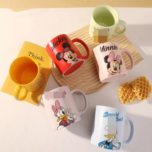 <span class=keywords><strong>Taza</strong></span> de Porcelana de Mickey <span class=keywords><strong>Mouse</strong></span> y <span class=keywords><strong>Minnie</strong></span> <span class=keywords><strong>Mouse</strong></span> para Niños, 360 ml, Apta para Lavavajillas y Microondas, Gran Capacidad, Embalaje en Caja de Regalo - Product Image 2