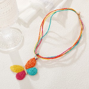 Collana con Ciondolo Intrecciato a Mano in Paglia Naturale Raffia Boho con Design a Farfalla, Foglia e Fiore <span class=keywords><strong>per</strong></span> Donna, Gioielli Estivi da Spiaggia e Vacanza - Product Image 5