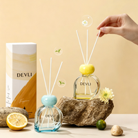 Bouteille en verre carrée de 80 ml pour diffuseur à bâtonnets, avec bouchon à vis couleur macaron, vide, pour aromathérapie, parfum d'ambiance et décoration, sérigraphie