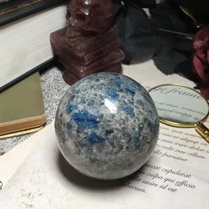 Esferas de granito K2 pulidas y talladas al por mayor, adecuadas para decoración de escritorio y jardín. - Product Image 2