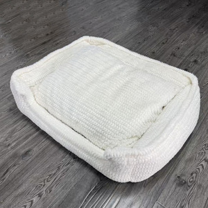 Venta caliente casa interior moderno cómodo esponja relleno perro cama blanco esponjoso perro cama con cama almohada - Product Image 4