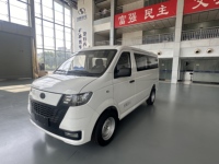 Véhicules utilitaires électriques 13 places LHD de 4,9 m, autonomie de 250 km