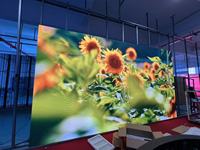 Mur vidéo LED P1.2 P1.538 P1.86, structure modulaire, design 4K HDR10+, installation fixe pour salle de conférence
