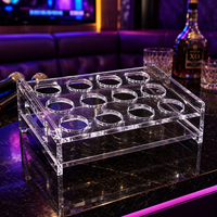 Organisateur de boissons portable en acrylique OEM avec fentes pour gobelets à double couche et panneaux latéraux pour les commandes en gros de matériel de bar B2B