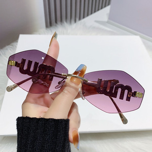 Miujia <b>Frameless</b> Diamond Shape Sunglasses UV400 Women's Small <b>Frame</b> Metal Plastic PC Lens Outings Cycling Driving Party - Product Image 1