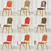 Chaises de Mariage et d'Événements en Gros Pas Chères Or, Chaises Empilables Personnalisables pour Hôtels, Chaises de Banquet en Tissu avec Structure en Fer pour Salles