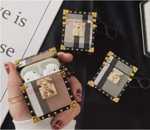 Coque <span class=keywords><strong>Airpods</strong></span> 1 <span class=keywords><strong>2</strong></span> Pro en cuir antichoc, sac de luxe classique Style coffre en PU, forme carrée, noir, nouvelle collection - Product Image 4