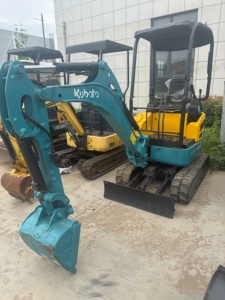 Mini-excavatrice sur chenilles d'occasion Kubota U17, 1,7 tonne, modèle japonais d'origine à braquage zéro, en bon état, petite excavatrice d'occasion. - Product Image 5