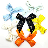 Mini nœud de ruban de satin fait main préfabriqué avec impression de logo personnalisé pour la décoration