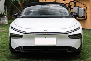 2024 XPENG P7 + Mini hayon nouveau véhicule énergétique 615KM longue portée 5 places pur voiture électrique direction gauche boîte de vitesses automatique nouveau - Product Image 2