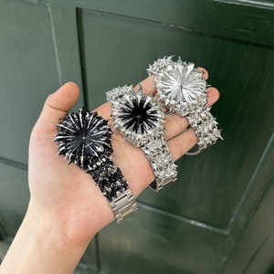 Montre en quartz alabastro sur mesure avec mouvement unique en forme de griffe pour homme, breloques gothiques pour la fabrication de bijoux - Product Image 4