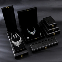 Nouvel ensemble de bijoux 2026, coffret de luxe en MDF avec boîte en tissu suédé